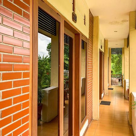OYO 261 Sasono Putro Guest House Kejayan Exterior foto