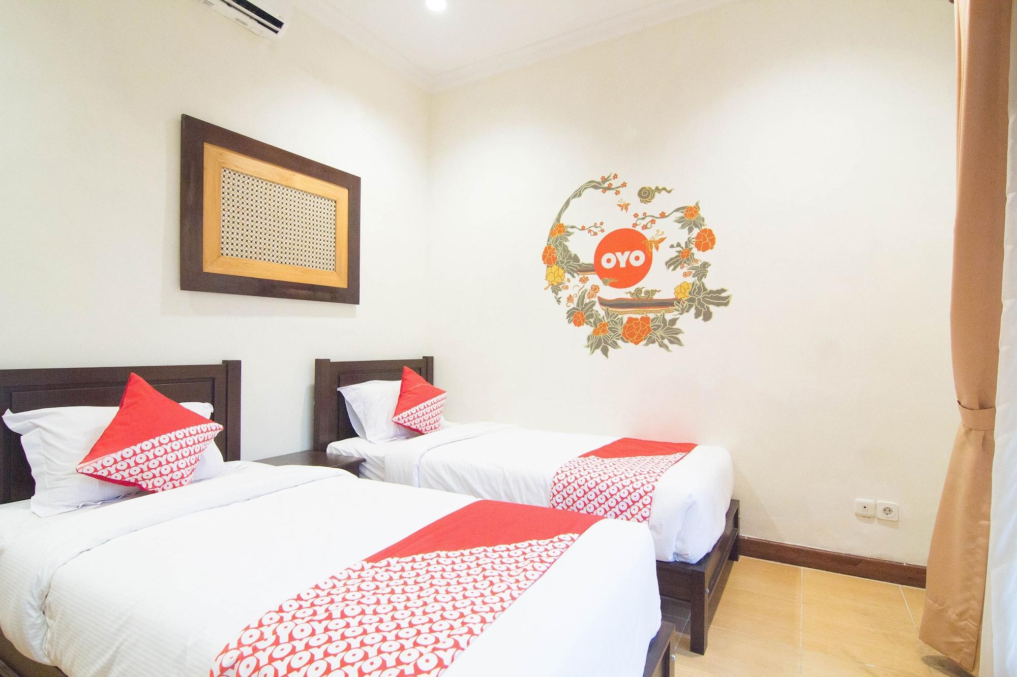 OYO 261 Sasono Putro Guest House Kejayan Exterior foto