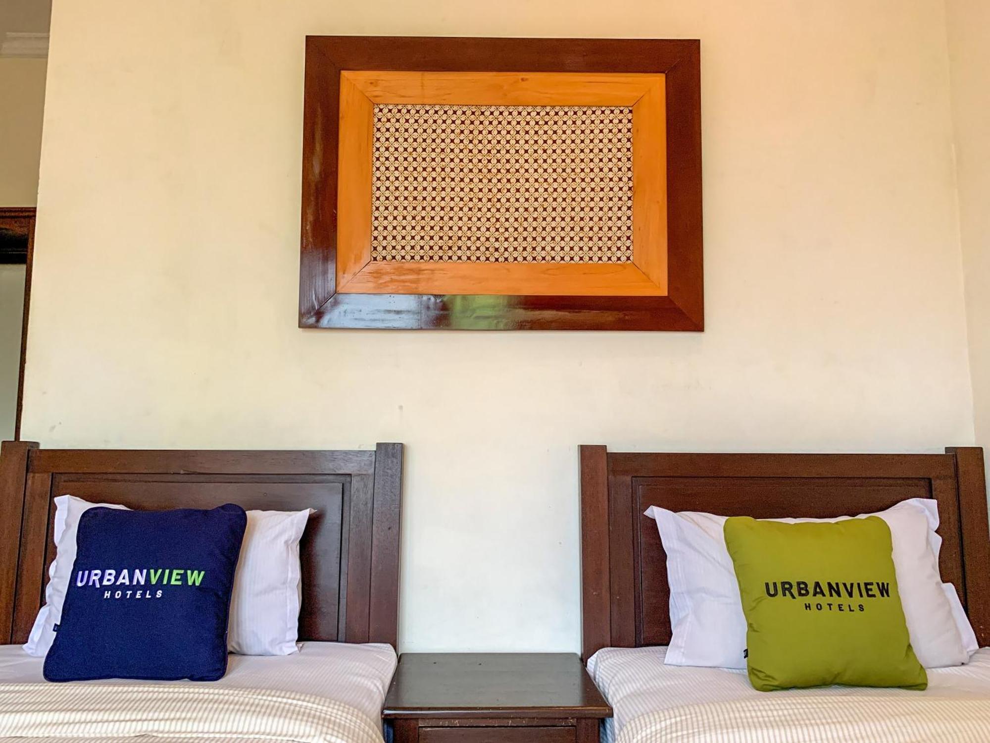 OYO 261 Sasono Putro Guest House Kejayan Exterior foto