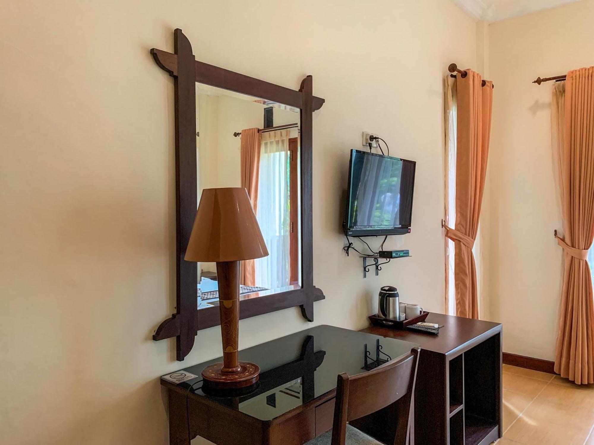 OYO 261 Sasono Putro Guest House Kejayan Exterior foto