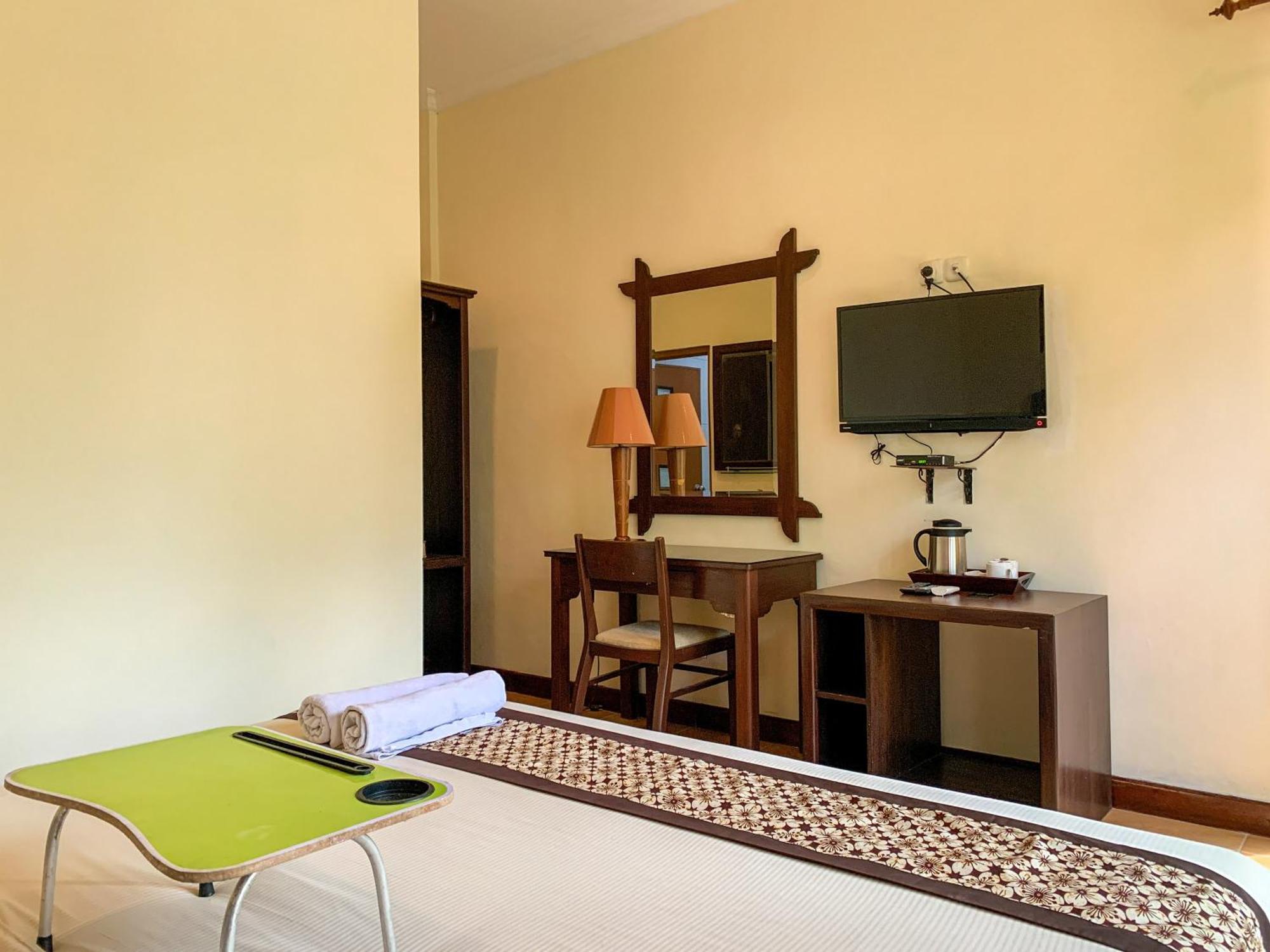OYO 261 Sasono Putro Guest House Kejayan Exterior foto